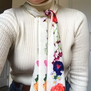 Creamy floral silk scarf